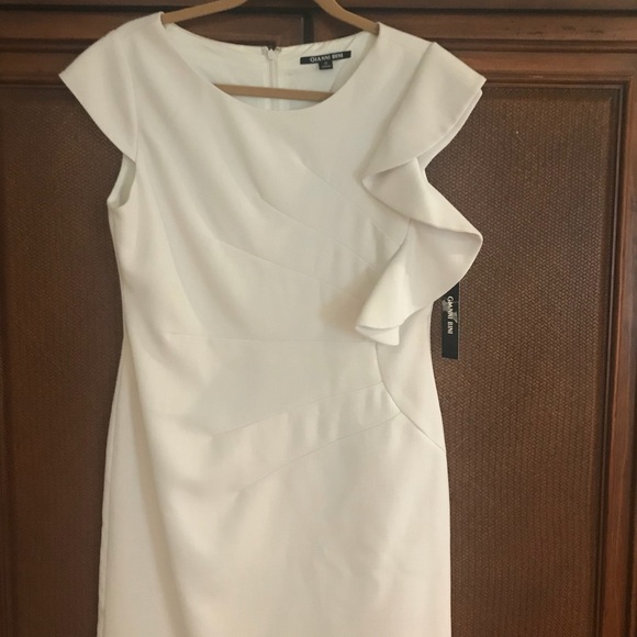 Gianni Bini Dresses & Skirts - NWT- Gianni Bini Ivory dress. Sz 10